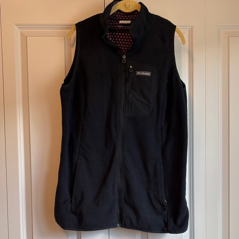 Columbia Black Sleeveless Fleece Jacket